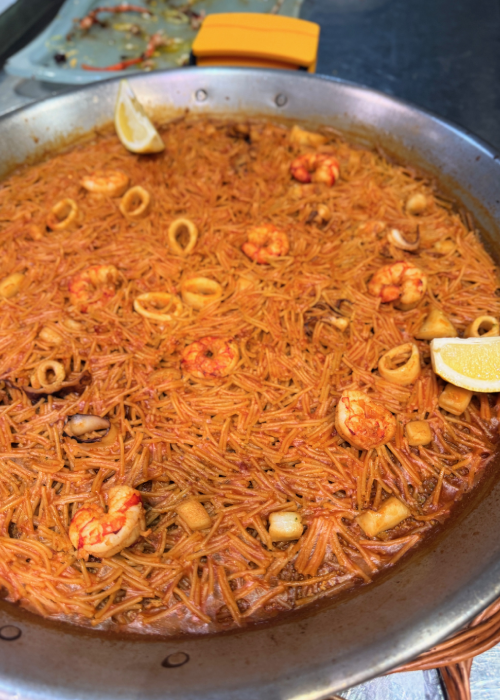 Arroces y fideuá en restaurante mediterráneo en Valencia